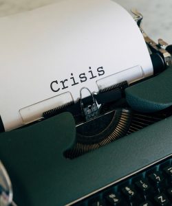 crisis-5238323_1280